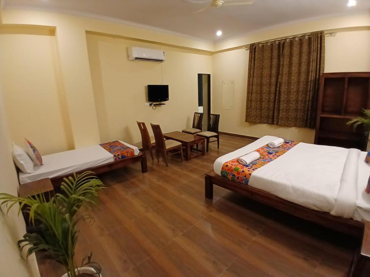 Hotel G M I, Sikar Road Jaipur Luaran gambar